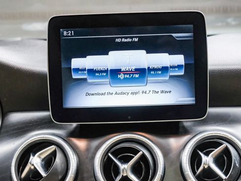Certified 2018 Mercedes-Benz CLA 250 image 20