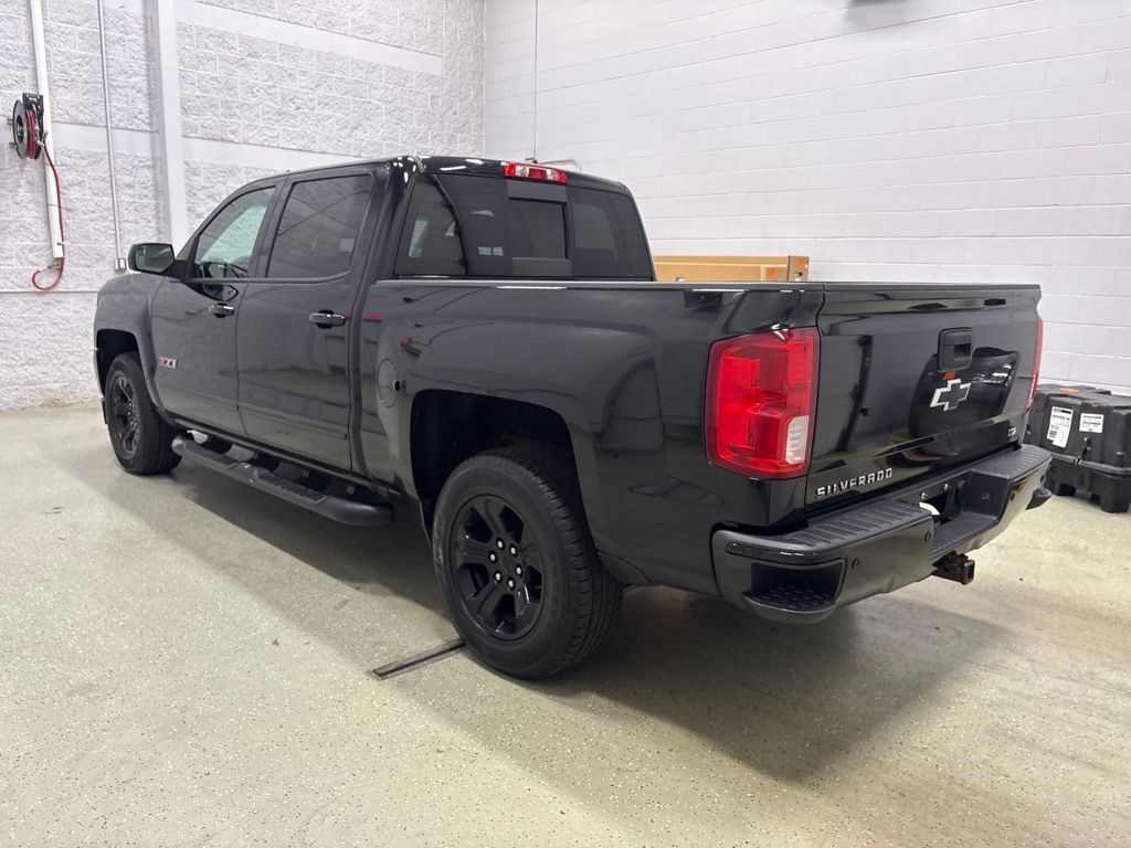 Used 2017 Chevrolet Silverado 1500 LTZ Z71 w/ LTZ Plus Package AWD/4WD image 7