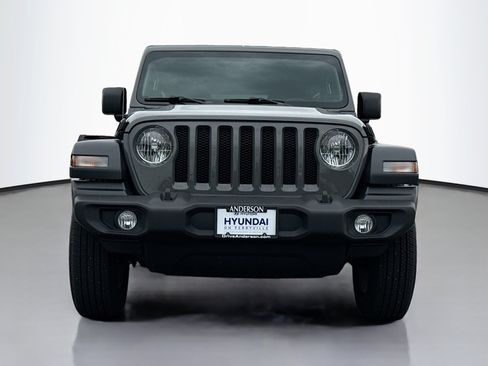 Used 2023 Jeep Wrangler Unlimited Sport AWD/4WD image 17