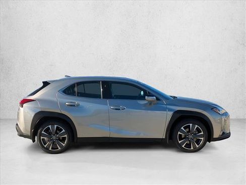 Used 2019 Lexus UX 250h UX 250h image 4