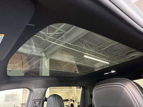 Used 2024 GMC Sierra EV Denali image 25