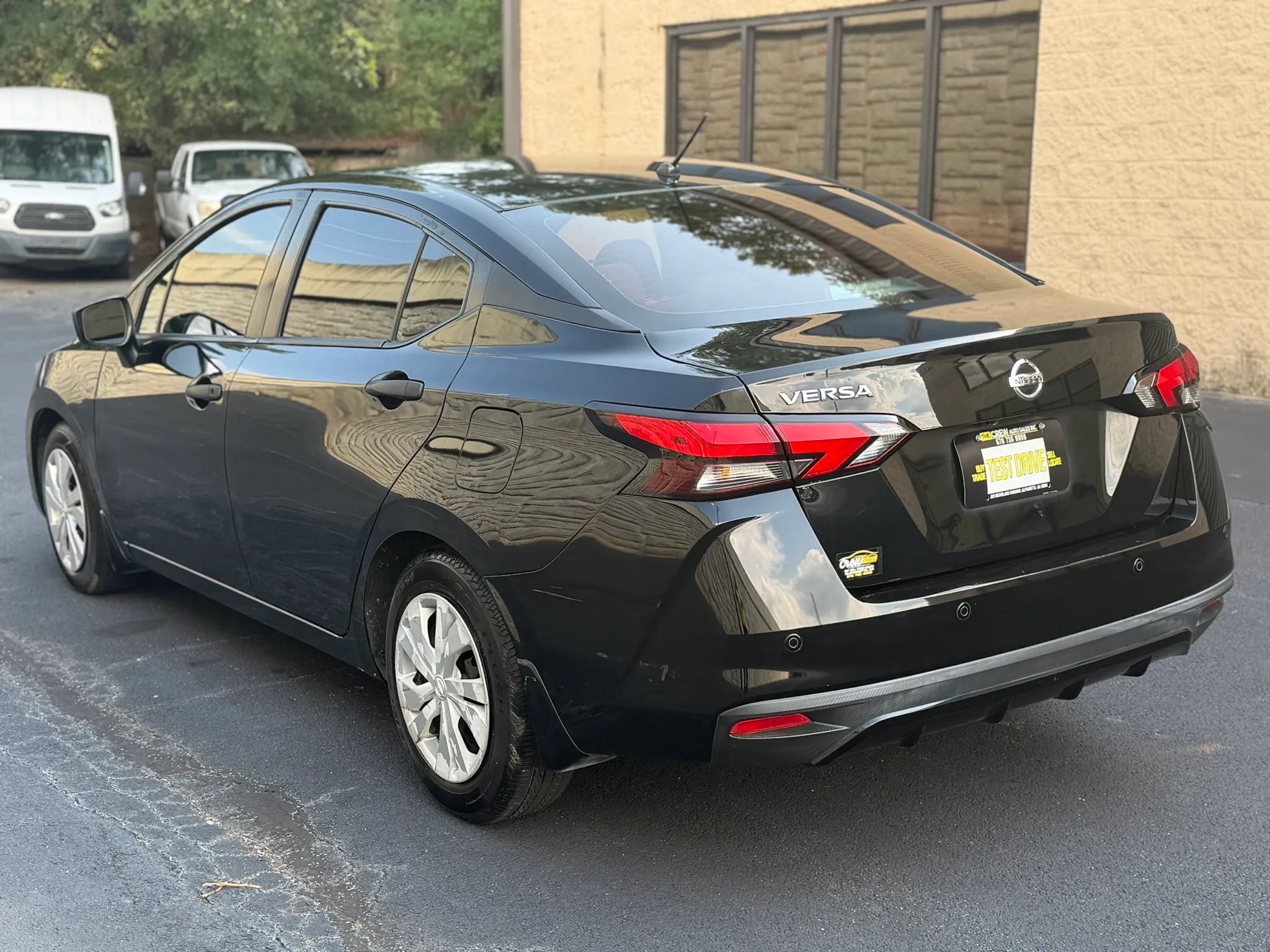 Used 2021 Nissan Versa S FWD image 9