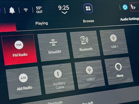 Used 2023 Dodge Durango R/T w/ Hemi Orange Plus Package image 31