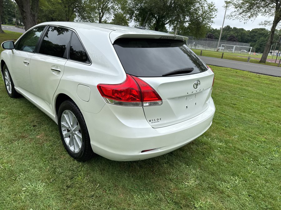 Used 2010 Toyota Venza AWD image 21
