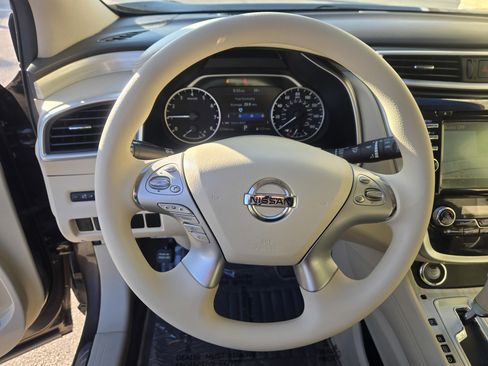 Used 2016 Nissan Murano S w/ Navigation Package image 12