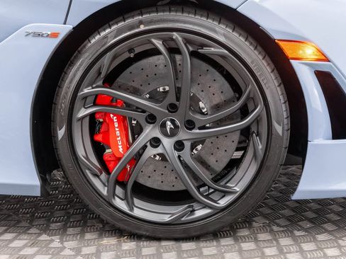 New 2026 McLaren 750S image 43