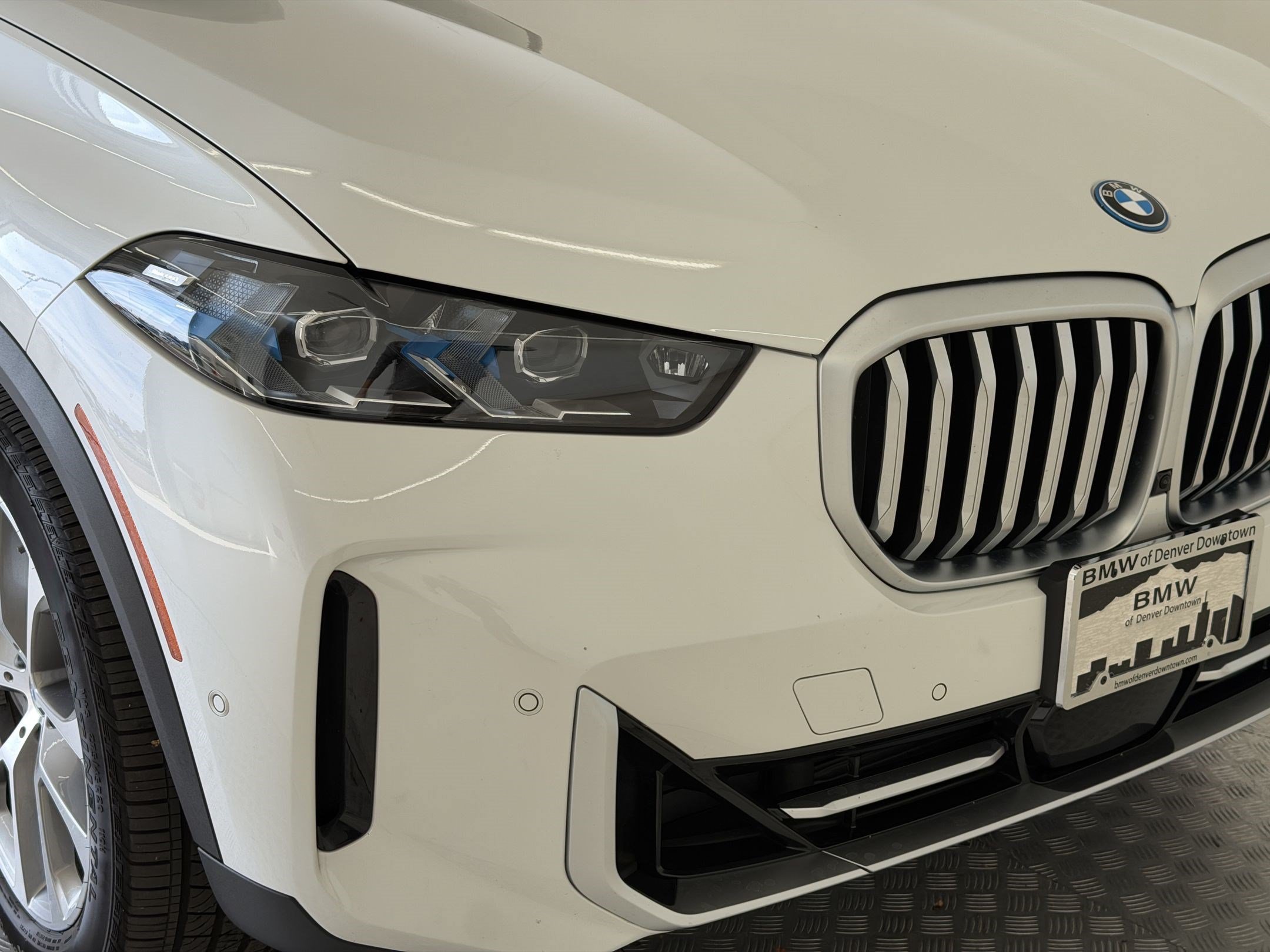 Used 2026 BMW X5 xDrive50e w/ Climate Comfort Package AWD/4WD image 12