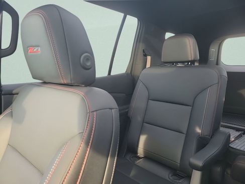 New 2026 Chevrolet Traverse Z71 w/ Enhanced Driving Package image 12