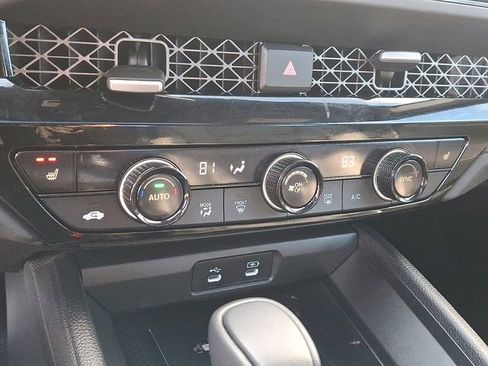 Used 2025 Honda Accord Sport image 17