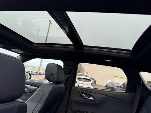 New 2025 Chevrolet Blazer RS image 34