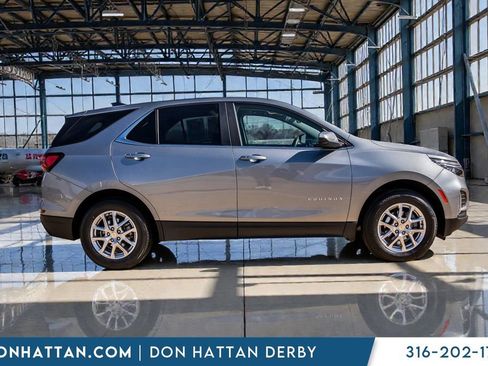 Used 2024 Chevrolet Equinox LT image 29