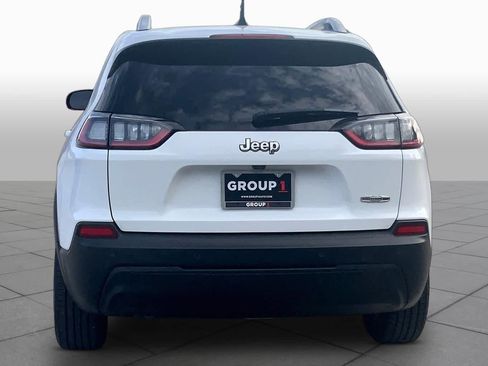 Used 2021 Jeep Cherokee Latitude Plus FWD image 5