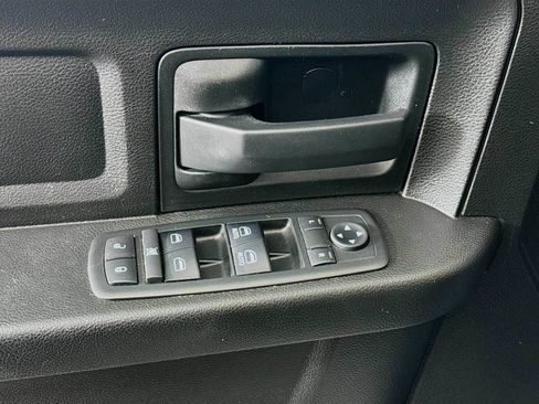 Used 2019 RAM 1500 Express w/ Express Value Package image 17