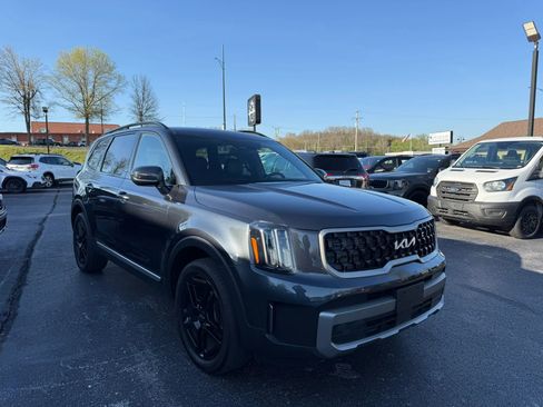 Used 2023 Kia Telluride EX X-Line AWD/4WD image 8
