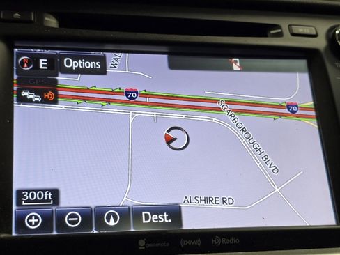 Used 2018 Toyota Highlander XLE image 4