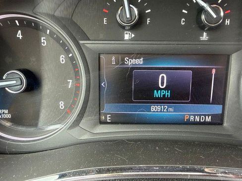 Used 2020 Buick Encore Preferred FWD image 5