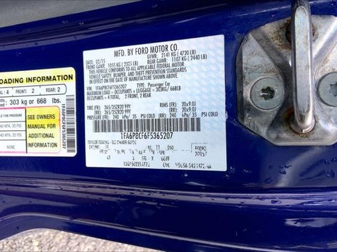 Used 2015 Ford Mustang GT Premium w/ Equipment Group 401A RWD image 29
