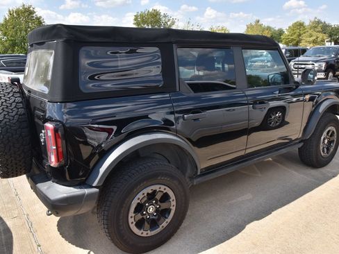 Used 2022 Ford Bronco Badlands AWD/4WD image 6