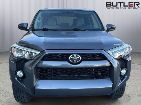 Used 2016 Toyota 4Runner SR5 image 7