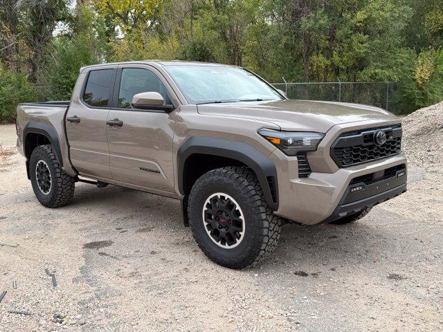 Used 2026 Toyota Tacoma TRD Off-Road AWD/4WD image 7