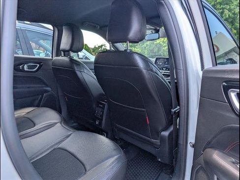 Used 2024 Jeep Compass Trailhawk image 24