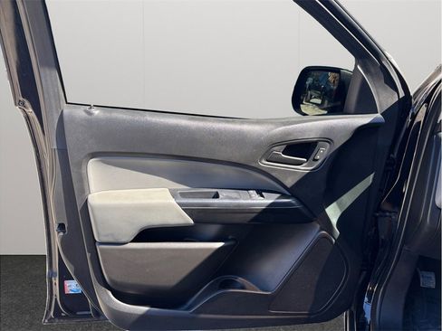 Used 2019 Chevrolet Colorado W/T w/ WT Convenience Package image 18