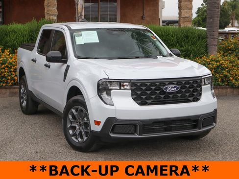 Used 2025 Ford Maverick XLT FWD image 2