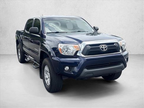 Used 2012 Toyota Tacoma PreRunner w/ TRD Off-Road Pkg RWD image 3