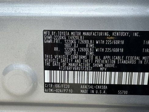 Used 2024 Toyota RAV4 SE image 35