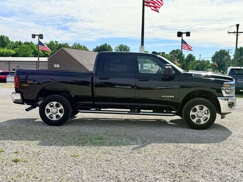 Used 2025 RAM 2500 Big Horn AWD/4WD image 7