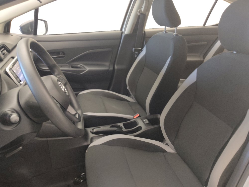 Used 2025 Nissan Versa S w/ Trunk Package FWD image 17