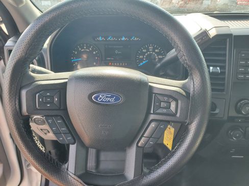 Used 2017 Ford F150 XL w/ Equipment Group 101A Mid RWD image 14