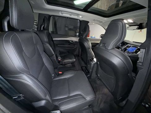 Used 2024 Volvo XC90 T8 Ultimate AWD/4WD image 16
