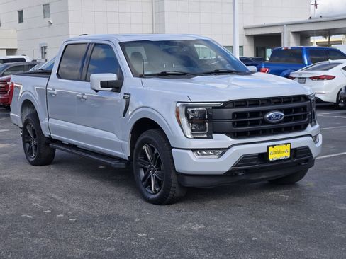 Used 2021 Ford F150 Lariat w/ Equipment Group 502A High image 3