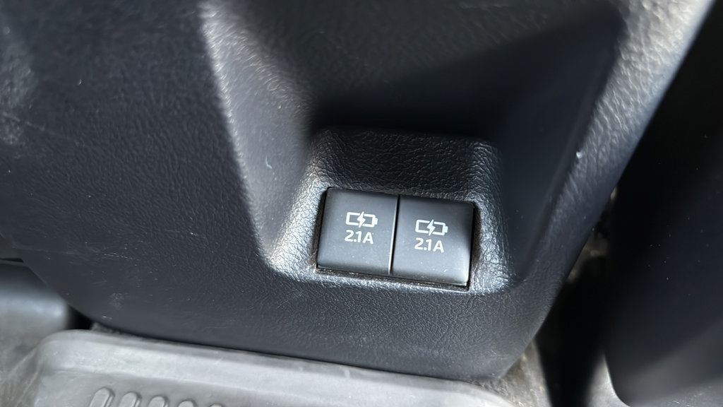 Used 2020 Toyota 4Runner Venture w/ Moonroof Package AWD/4WD image 13