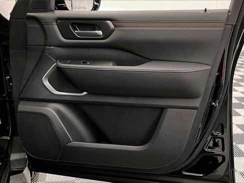 New 2026 Nissan Armada Platinum image 35