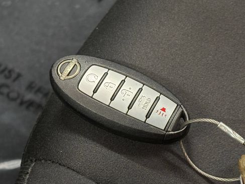 Used 2025 Nissan Altima 2.5 SV FWD image 21