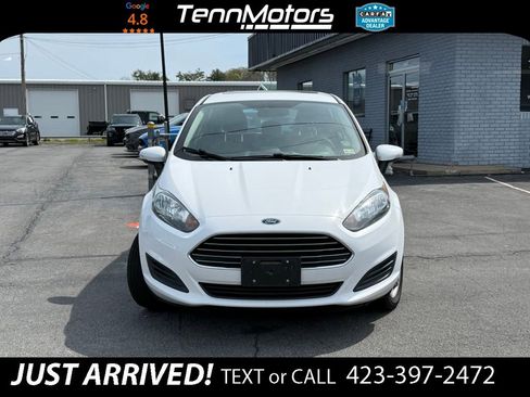 Used 2019 Ford Fiesta SE w/ Cold Weather Package FWD image 2