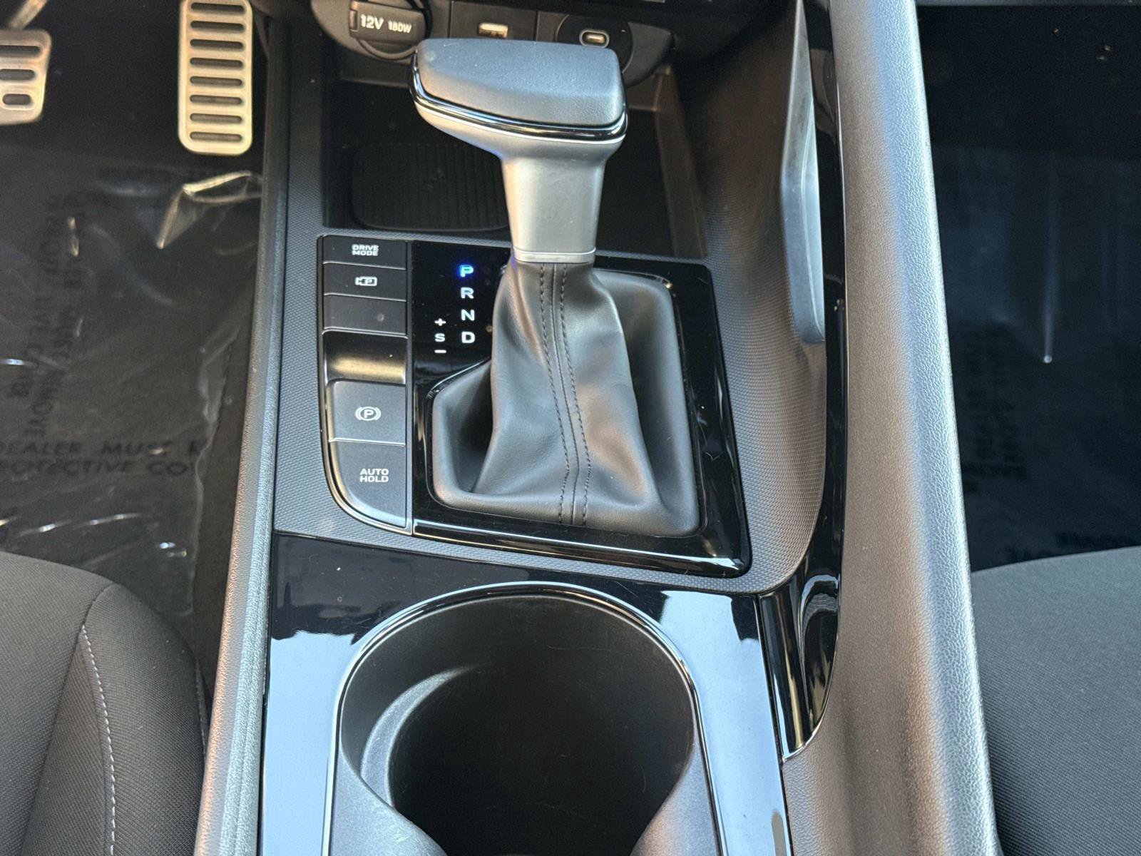 Certified 2025 Hyundai Elantra SEL FWD image 8