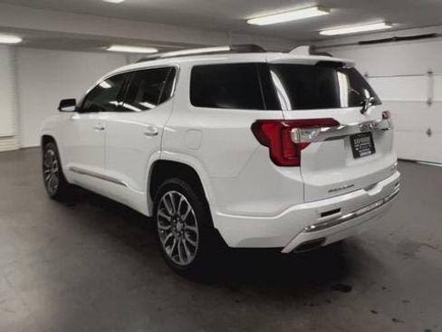 Certified 2022 GMC Acadia Denali w/ GMC Pro Grade Package AWD/4WD image 7