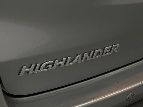 Used 2016 Toyota Highlander Limited image 7