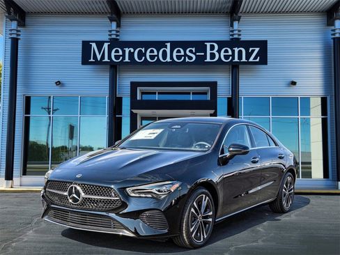 New 2025 Mercedes-Benz CLA 250 4MATIC image 3