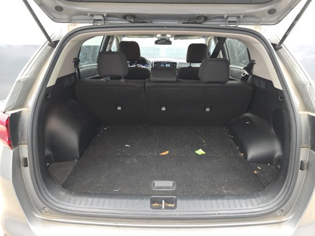 Used 2020 Kia Sportage LX FWD image 12