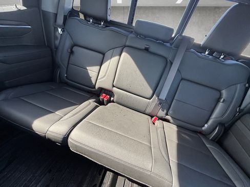 Used 2024 GMC Sierra 1500 SLT image 23