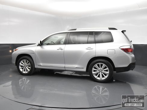 Used 2012 Toyota Highlander Limited image 3