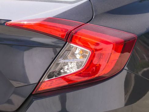 Used 2017 Honda Civic EX-T image 10