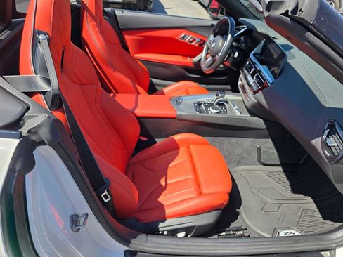 Used 2024 BMW Z4 M40i w/ Premium Package RWD image 11