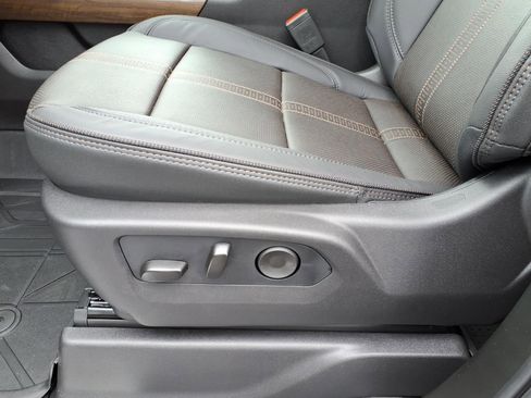 New 2026 Chevrolet Silverado 1500 High Country w/ Midnight Edition image 14