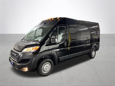 New 2026 RAM ProMaster 2500 w/ Premium Convenience Group FWD image 2