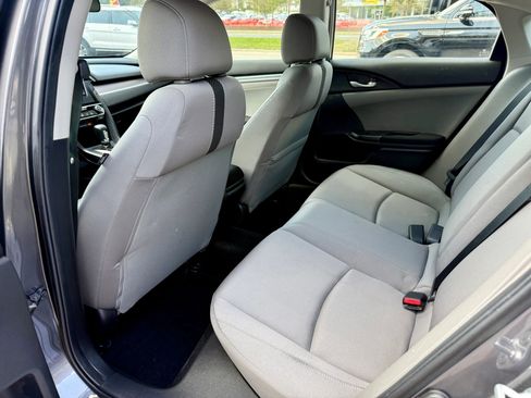 Used 2018 Honda Civic EX-T image 10